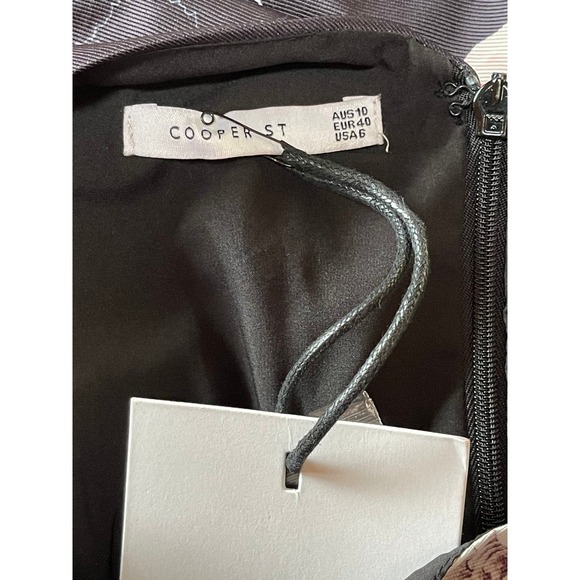 NWT Womens Cooper St. Nordstrom Black‎ Floral Flare Shoulder Sheath Dress Size 6 - Picture 11 of 13